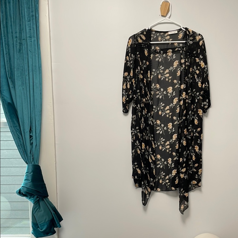 Emory Park Black Floral Kimono
